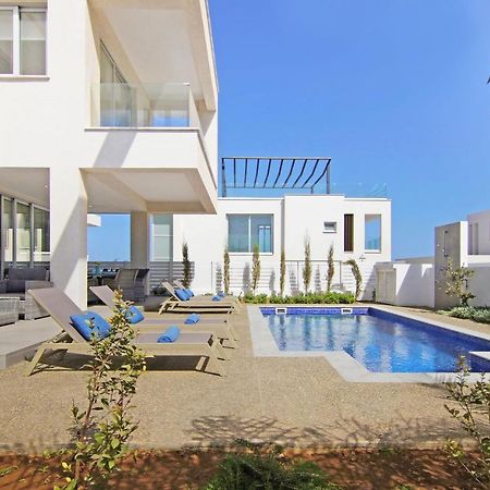 Villa Nova Protaras Bagian luar foto