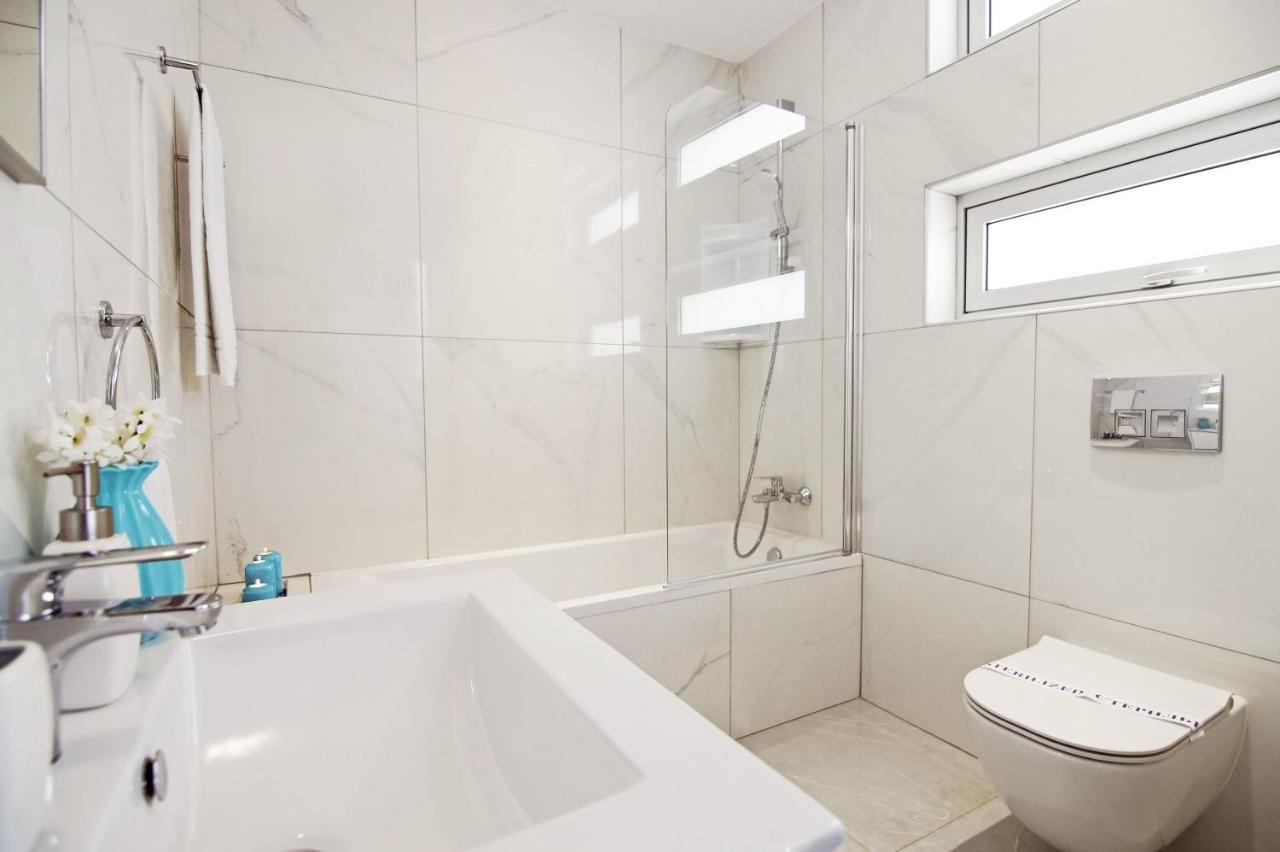Villa Nova Protaras Bagian luar foto