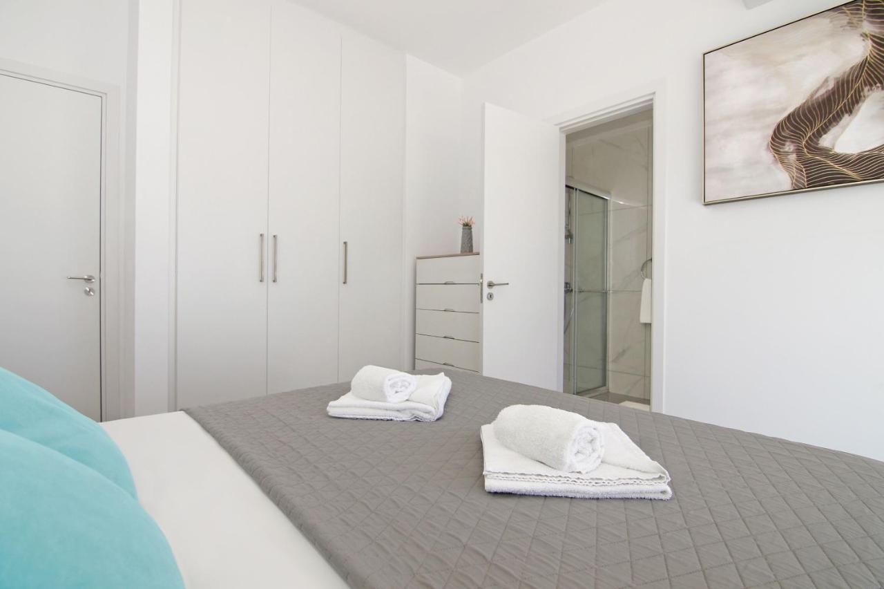 Villa Nova Protaras Bagian luar foto